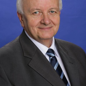 Karol Węglarzy - informacje o kandydacie do senatu