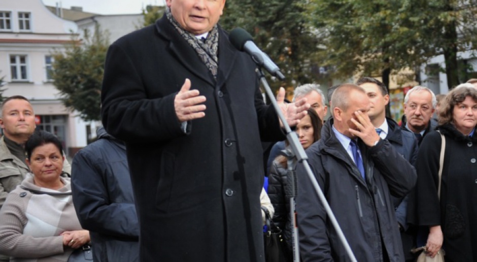 Kaczyński odpowiada na krytykę: Rząd musi chronić interes narodu