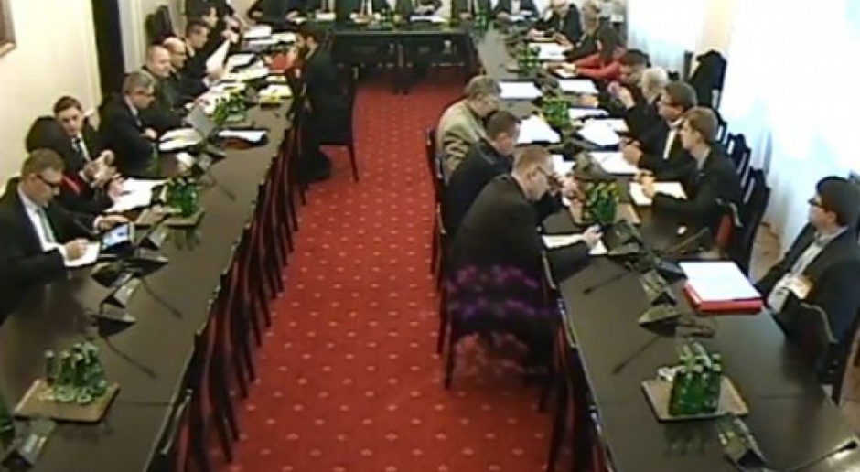 Sejm: są pierwsze decyzje komisji nadzwyczajnej