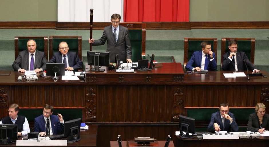 Sejm: Wcześniejsze emerytury dla celników?