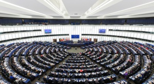 Eksperci o debacie w PE: Szydło wraca do kraju z tarczą, koniec Platformy
