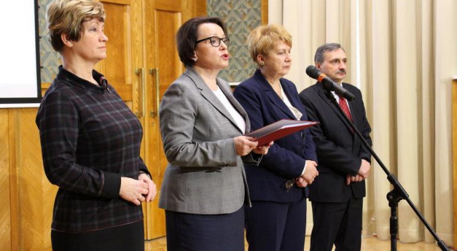 Minister Anna Zalewska: To nieprawda, że nauczyciele stracą pracę