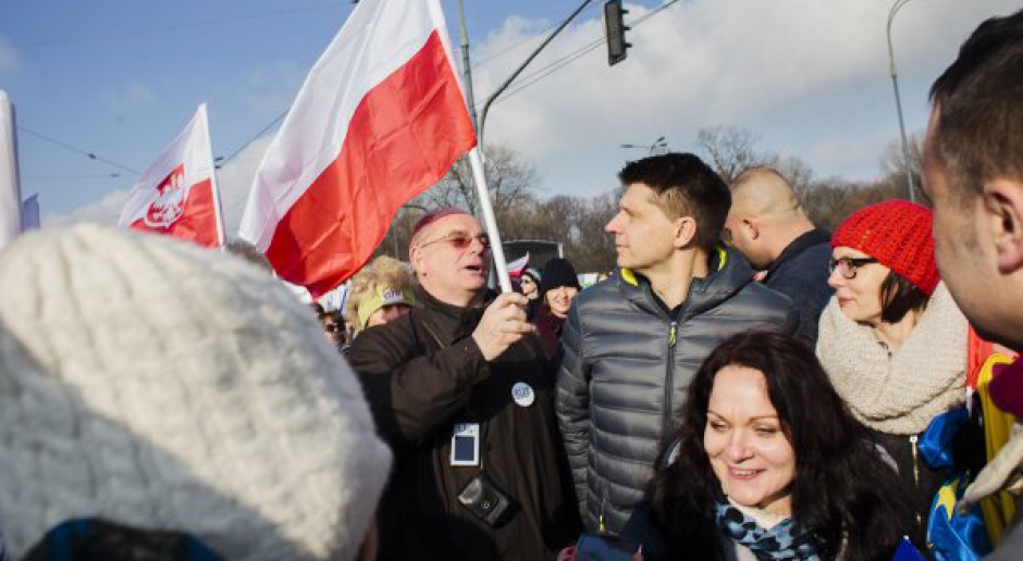 Petru apeluje o udział w manifestacji organizowanej 12 marca
