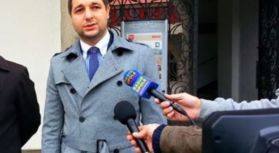 Wiceminister sprawiedliwości zawiesza komornika i asesora z Bełchatowa