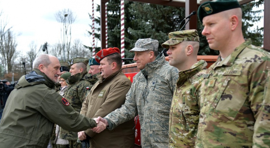 Macierewicz: Obrona terytorialna będzie pełnoprawną częścią armii polskiej
