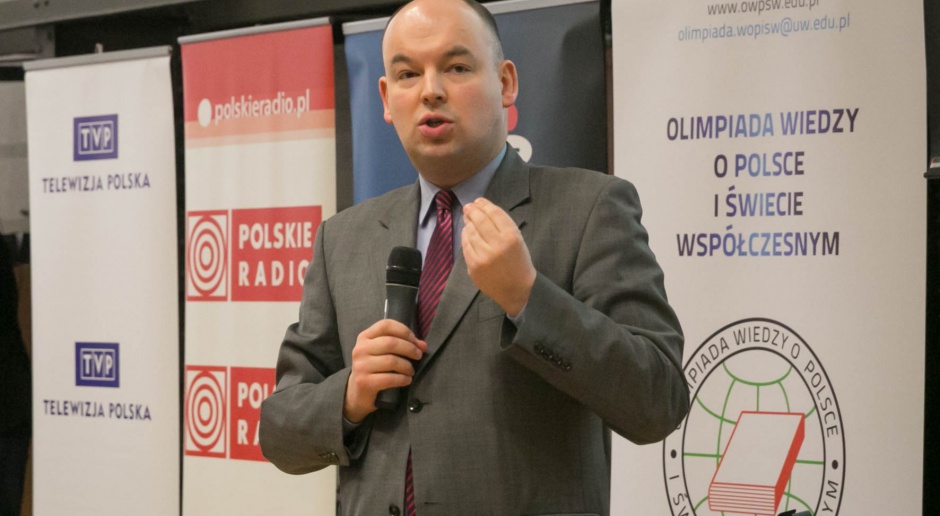 Jan Dziedziczak wręczył nagrody laureatom Olimpiady Wiedzy o Polsce i Świecie Współczesnym
