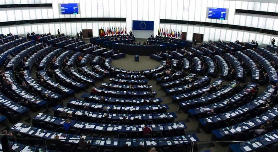 Rezolucja Parlamentu Europejskiego: Wzywamy rząd do zrealizowania zaleceń Komisji Weneckiej