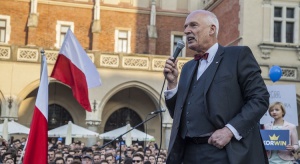 Europoseł KORWiN: Parlamentarzyści europejscy plują Polsce w twarz i mówią, że deszcz pada