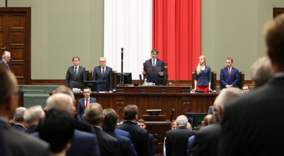 Sejm: Marszałek Kuchciński stwierdził, że Jędrzejewskiego wybrano na sędziego TK