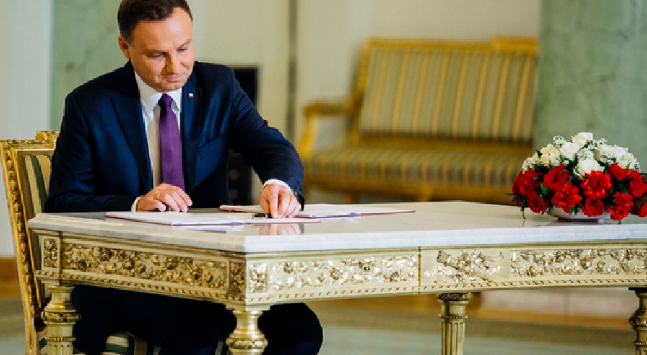 Podpis prezydenta: Andrzej Duda podpisał ustawy o rejestracji zwierząt i materiałach wybuchowych