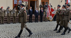 Polska staje się w NATO równorzędnym partnerem – stwierdził minister Macierewicz