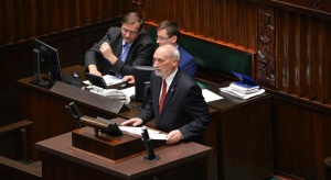 Macierewicz: W liście widzę polityczną bezczelność byłych ministrów MON