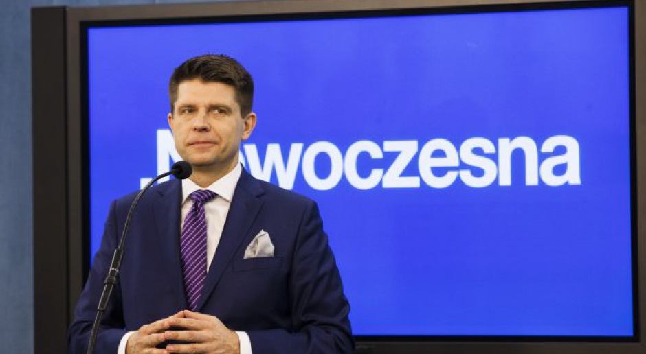 Petru: Przyszłość Polski zależy od reakcji rządu na stanowisko Komisji Europejskiej