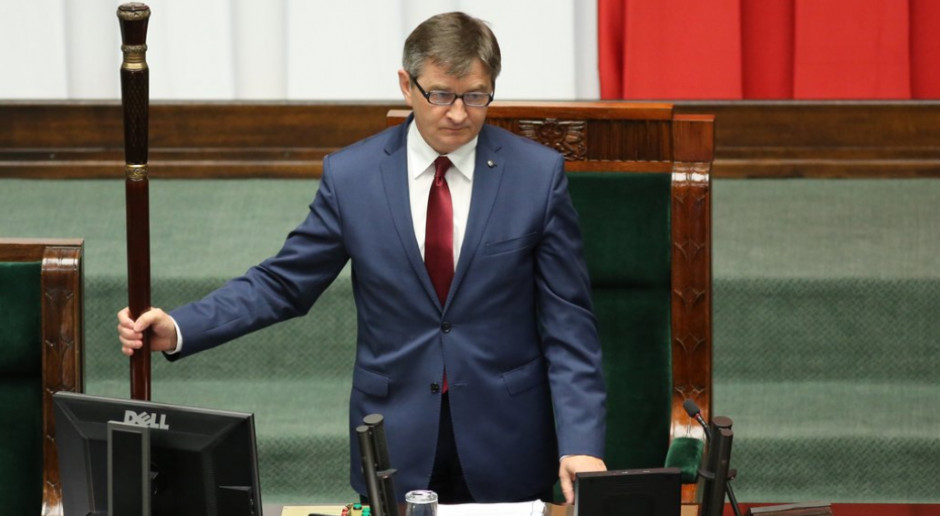 Marszałek Sejmu podniósł fundusz remontowy na biura poselskie. Kukiz atakuje
