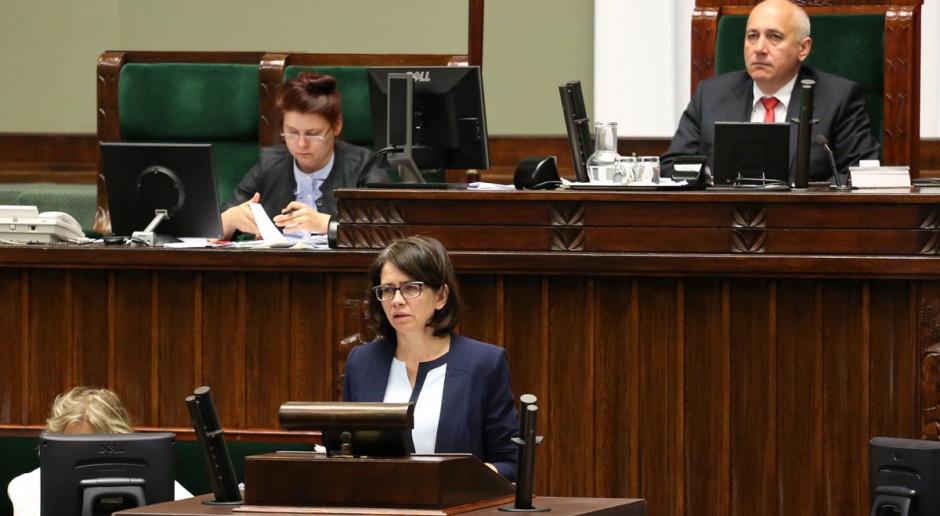 Sejm zajmie się trzema projektami ws. TK