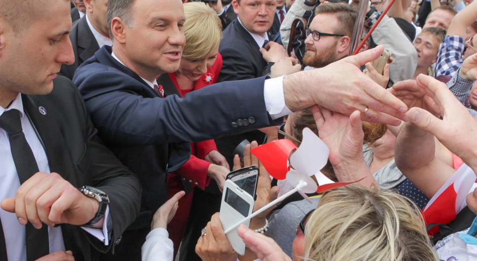Kaczyński, Macierewicz, Korwin-Mikke nie cieszą się zaufaniem Polaków. Za to Andrzej Duda nadrabia