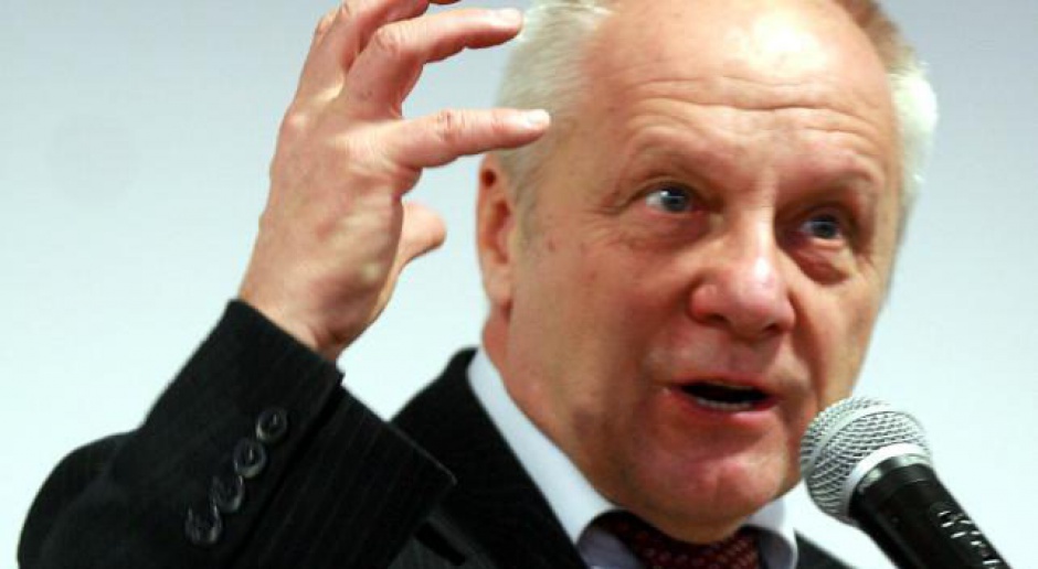 Niesiołowski: Macierewicz powinien jak najszybciej odejść z rządu 