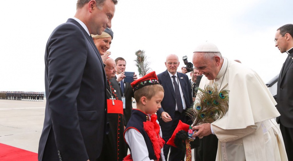 Światowe Dni Młodzieży 2016: para prezydencka powitała papieża Franciszka 
