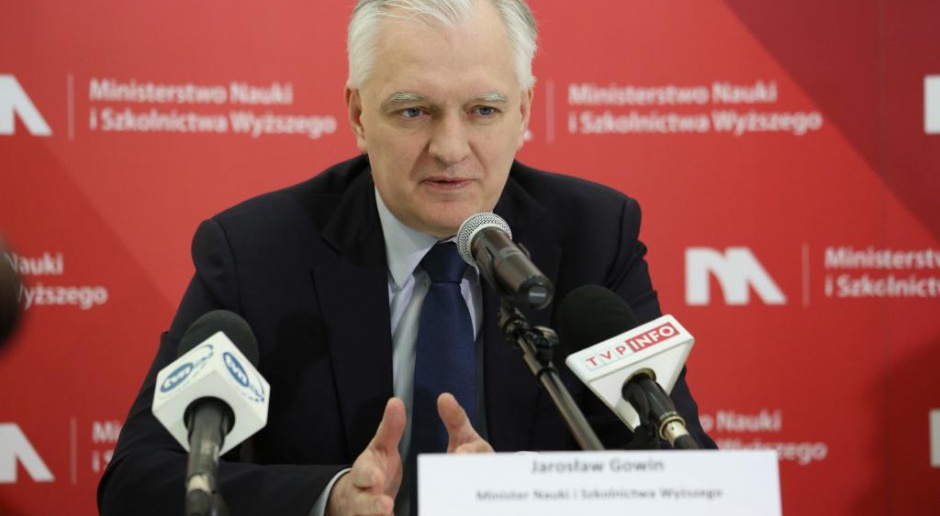 Jarosław Gowin o decyzji KE: rząd będzie dalej w dialogu z Komisją Europejską
