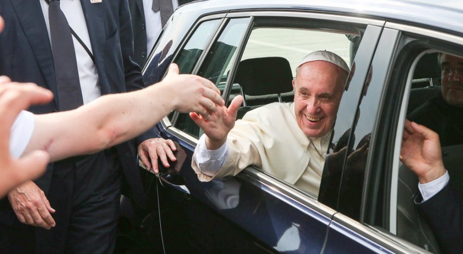 Papież przybył do Częstochowy. Na mszy św. premier, prezydent i parlamentarzyści
