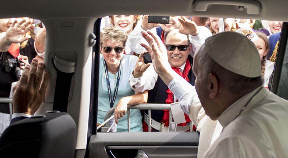 Prasa hiszpańska o pierwszym dniu wizyty papieża w Polsce