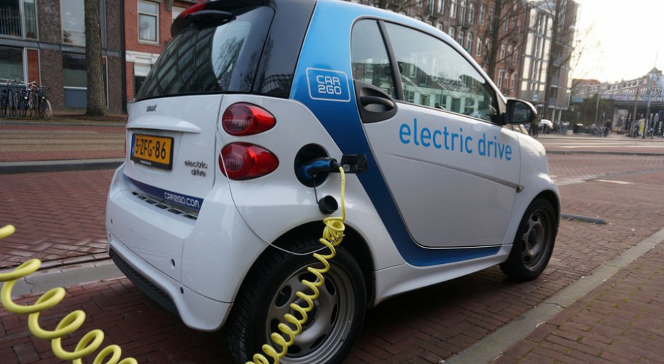 Samochody elektryczne: ME zachęca do elektromobilności