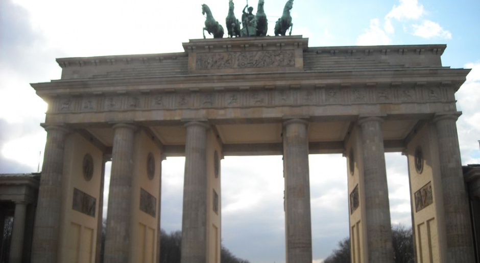 Niemcy: Prawie dwa tysiące osób wzięło udział w &quot;czarnym proteście&quot; w Berlinie