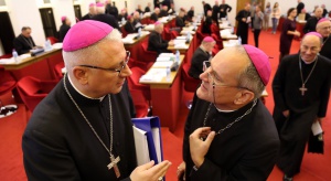 KEP: Biskupi nie popierają projektów przewidujących karanie kobiet za aborcję