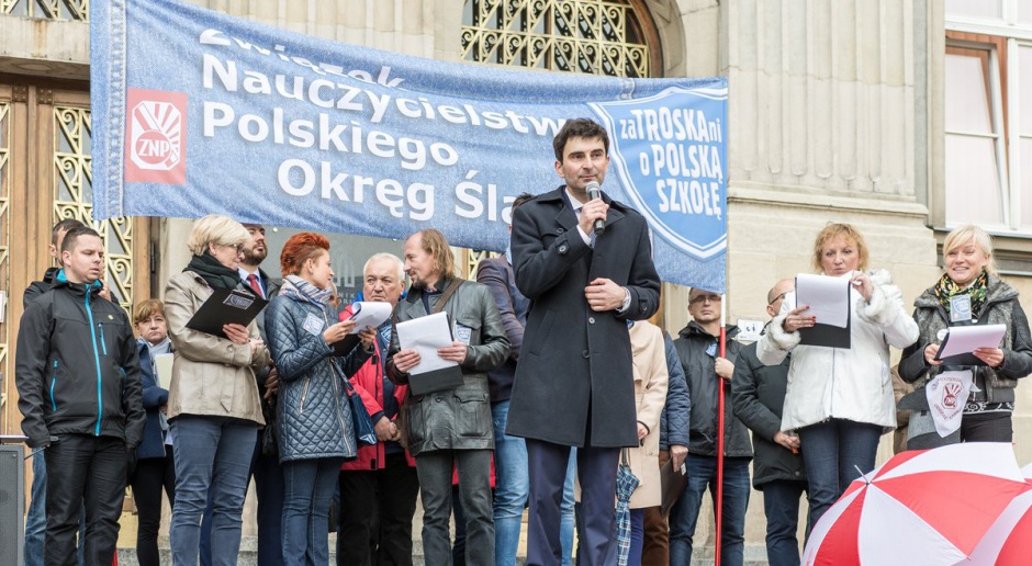 Związek Nauczycielstwa Polskiego rozpoczyna ogólnopolską akcję protestacyjną 