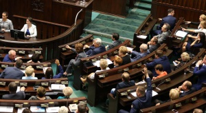 Burzliwa debata w Sejmie: Opozycja nie zdołała zablokować budżetu. Ustawa do dalszych prac