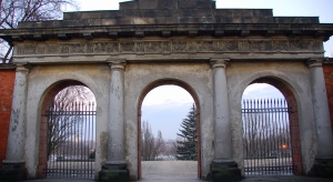 Na Cytadeli Warszawskiej odkryto groby ludzi. MON zapewnia: Opóźnień w budowie muzeum nie będzie