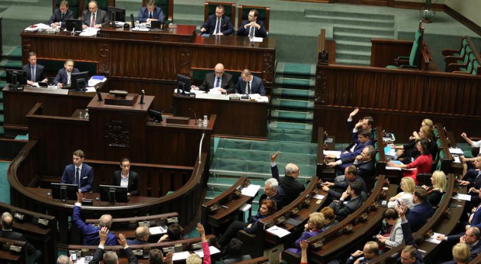 Ustawa o sędziach Trybunału Konstytucyjnego: Sejm przyjął wszystkie poprawki Senatu