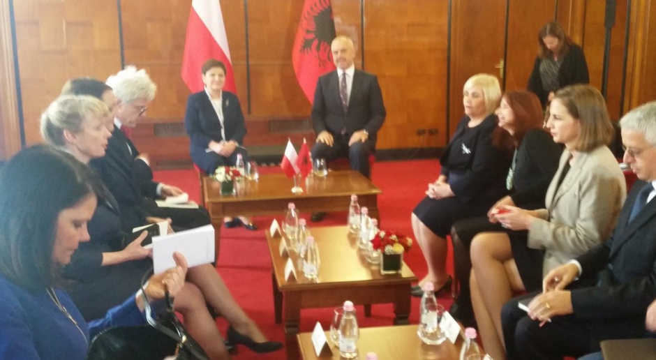 Premier Beata Szydło z gospodarczą wizytą w Albanii