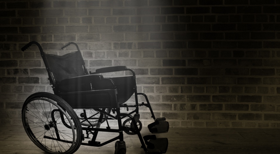 Senat: Bez poprawek do ustawy dot. zasiłku stałego dla osób z niepełnosprawnością