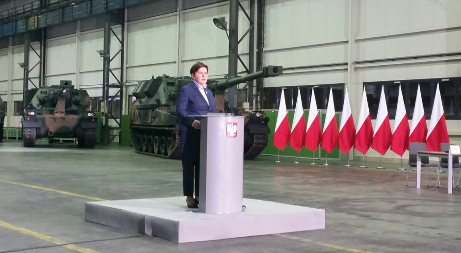 Szydło: Polskie zakłady zbrojeniowe podstawą dostaw dla polskiej armii 