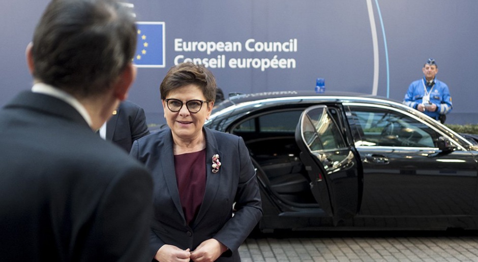Szydło w Brukseli: Uratowaliśmy umowę z Ukrainą
