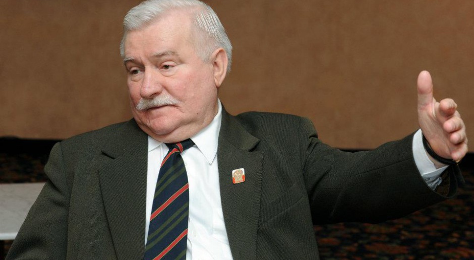 Wałęsa: Potrzebna jest zmiana rządu