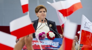 Opozycja śmieje się z wypadku premier Beaty Szydło