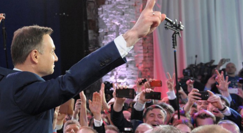 CBOS: Oceny prezydenta Andrzeja Dudy idą w górę. Za to posłowie nie mają się czym chwalić