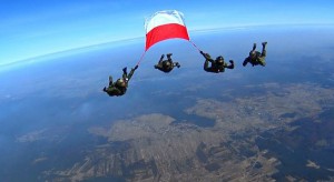 W całej Polsce uroczyście obchodzono Święto Flagi