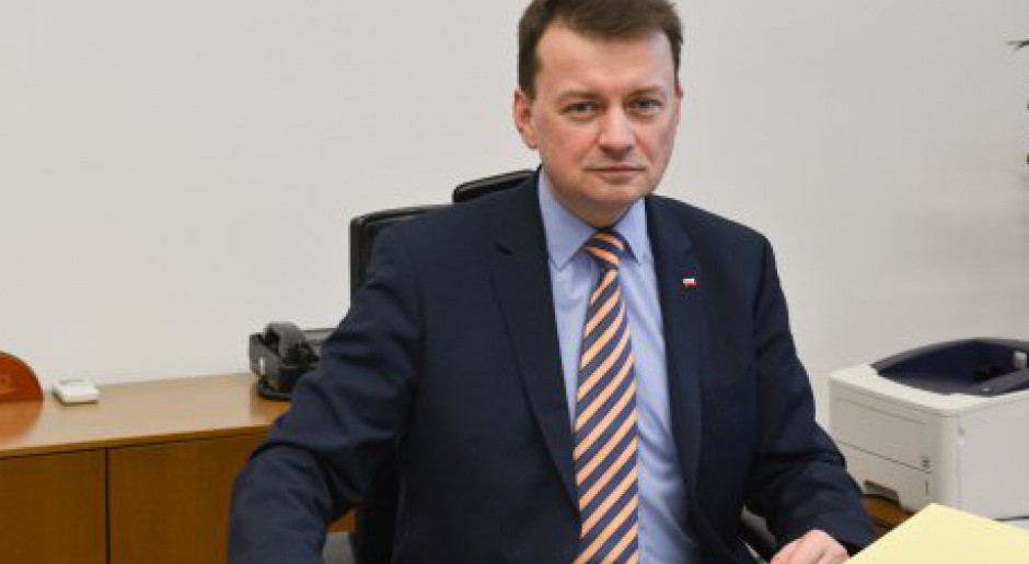 Mariusz Błaszczak twierdzi, że lepsze będą kary z UE niż zgoda na relokację uchodźców 