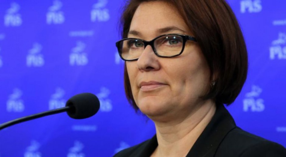 Beata Mazurek: Politycy PO odpowiedzalni za ekshumacje powinni zniknąć ze sceny politycznej