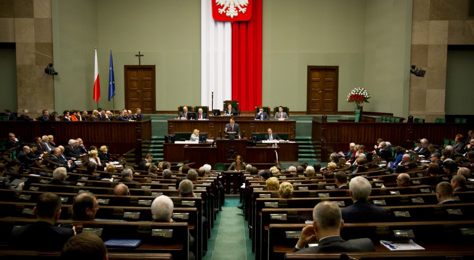 Fundacja Batorego: Opozycja w Polsce powinna być silniejsza. Nawet PiS tego chciało