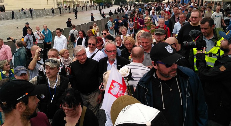 Wokół Kolumny Zygmunta zebrała się manifestacja organizowana przez Obywateli RP