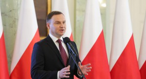 Sondaż: Andrzej Duda powinien zawetować ustawy o SN?