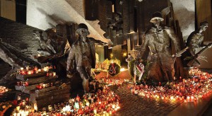 Powstanie Warszawskie: Jest porozumienie ws. nazwisk ofiar smoleńskich