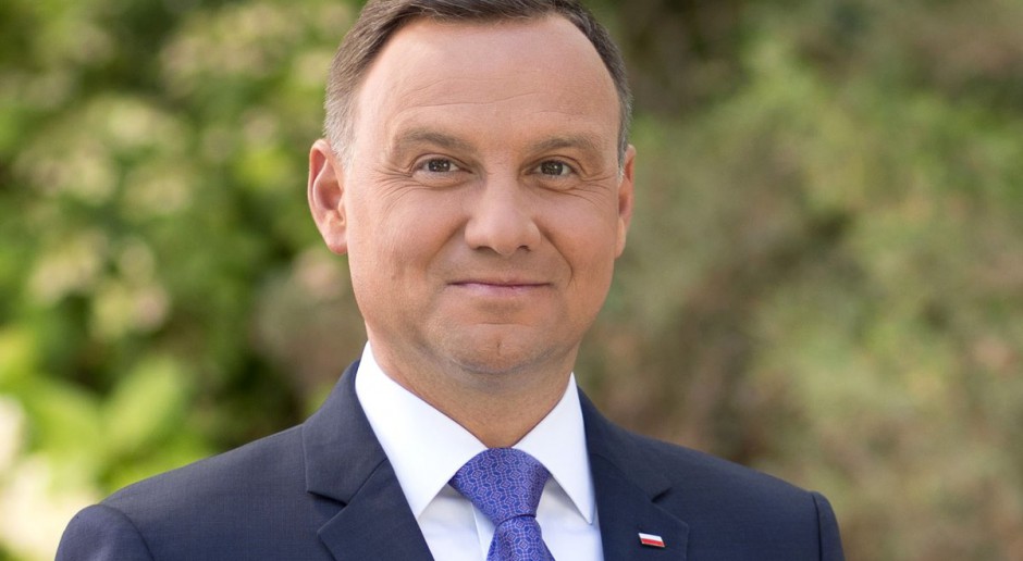 CBOS: 69 proc. Polaków popiera weta prezydenta ws. sądownictwa