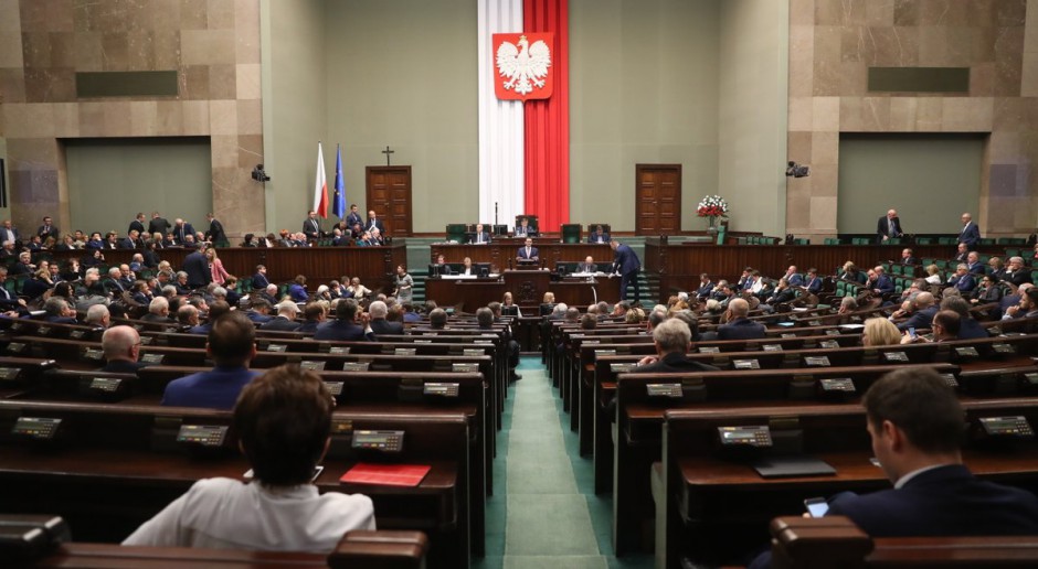 PO i Nowoczesna chcą przerwy w posiedzeniu Sejmu, aby premier spotkała się z lekarzami rezydentami