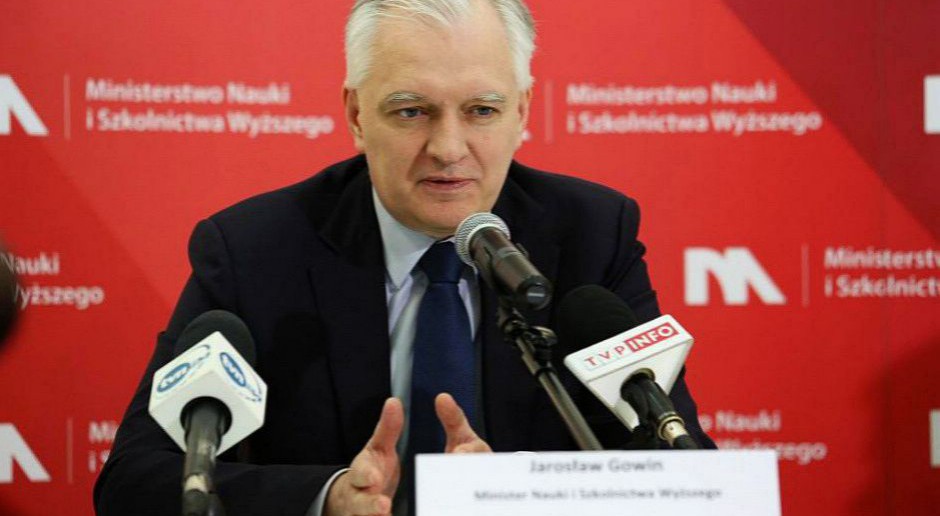 Jarosław Gowin: Oczekiwania płacowe rezydentów rozsadziłyby budżet państwa