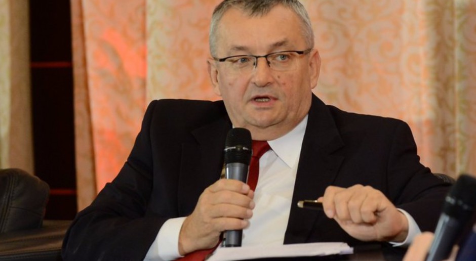 Bursztyn Polskiej Gospodarki: Andrzej Adamczyk z nagodą za działanie na rzecz Polski Wschodniej